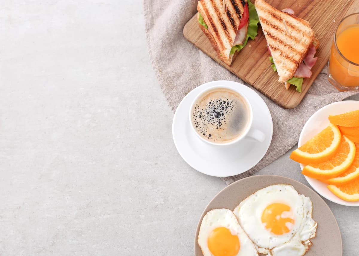 Breakfast Debate: To Eat or Not to Eat?