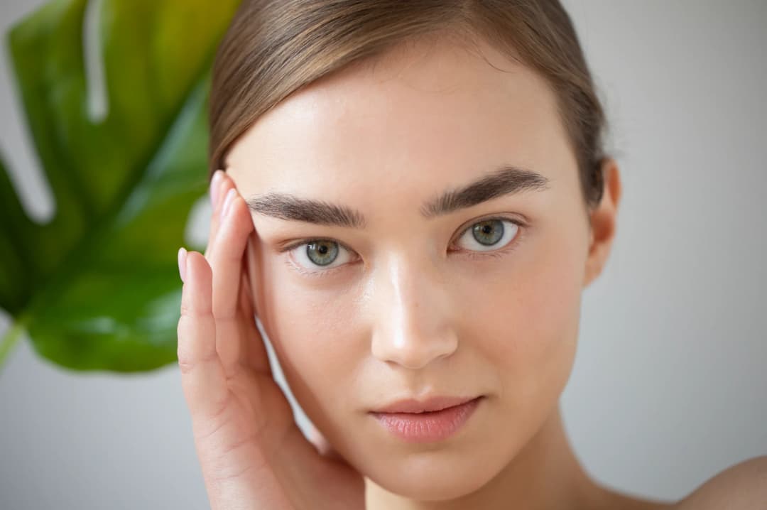 How to Grow Eyebrows Naturally and Fast